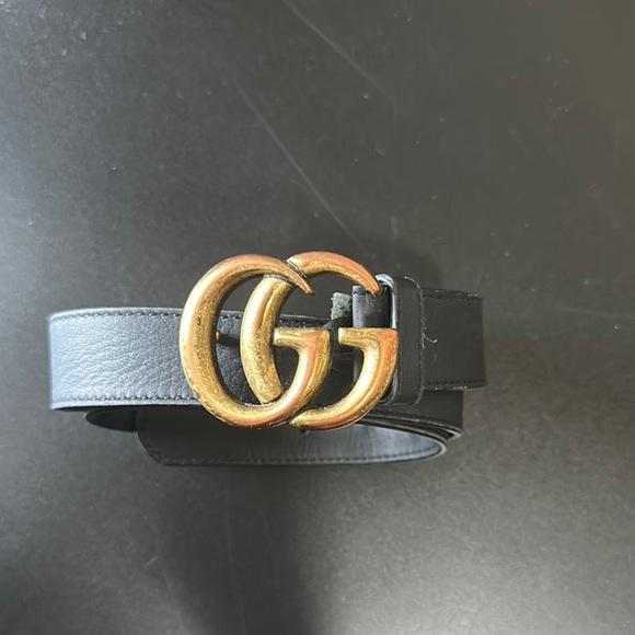 Gucci Black Belt with Gold Buckle - Picture 1 of 9